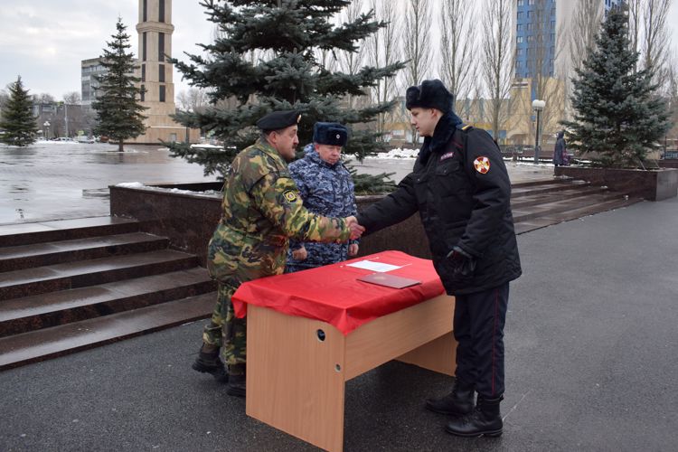 В Казани состоялась церемония принятия Присяги молодыми сотрудниками вневедомственной охраны Росгвардии