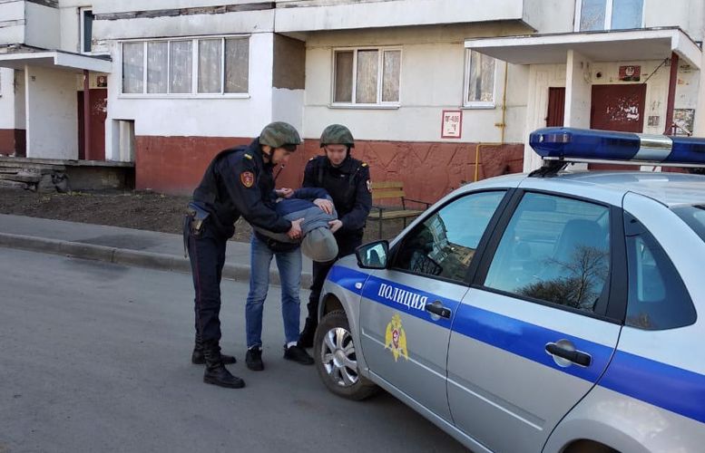 В г. Чистополе сотрудники вневедомственной охраны Росгвардии задержали нижнекамцев, подозреваемых в серии магазинных краж 
