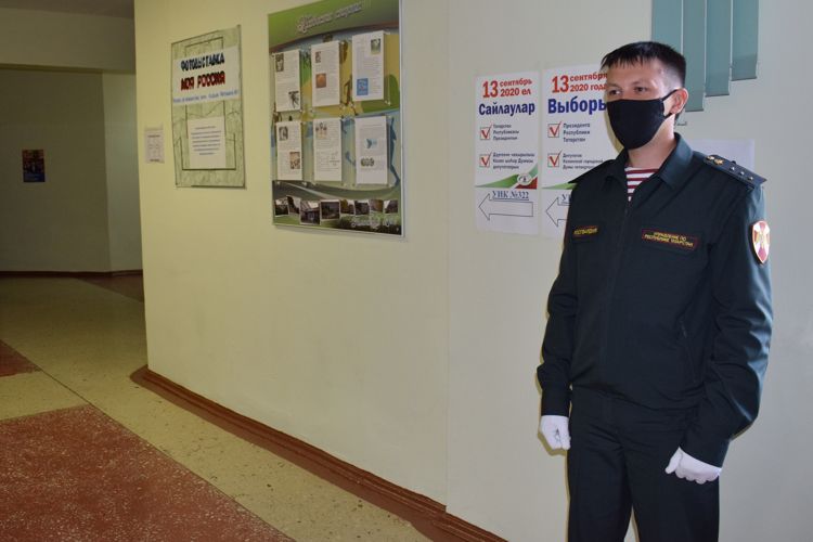 В Татарстане Росгвардия приняла участие в обеспечении общественного порядка и безопасности во время мероприятий Единого дня голосования