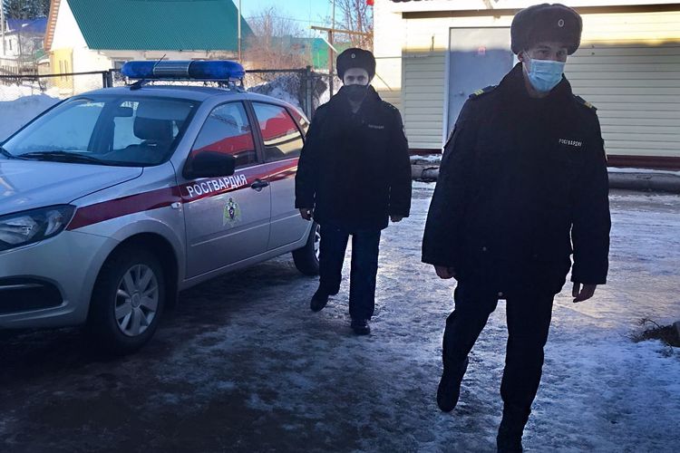 В Татарстане наряд ОВО Росгвардии задержал нетрезвого подозреваемого в умышленном причинении тяжкого вреда здоровью, повлекшего смерть потерпевшего