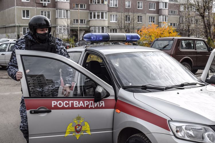 Как устроиться на службу во вневедомственную охрану