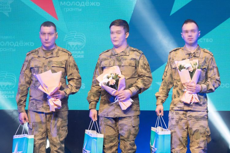 Военнослужащие казанского полка Росгвардии удостоены республиканской общественной премии «Герои нашего времени»