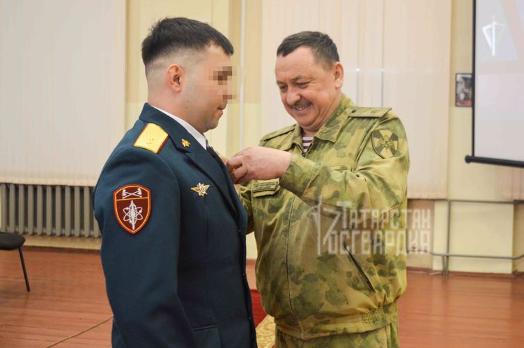 Росгвардейцам - участникам СВО вручили государственные награды в Казани