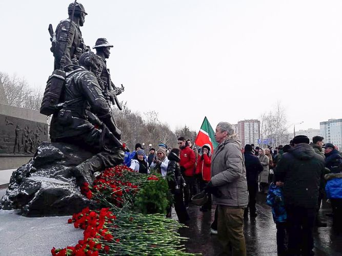 В Казани ветераны вневедомственной охраны Росгвардии стали участниками митинга, посвящённого 34-й годовщине вывода советских войск из Афганистана