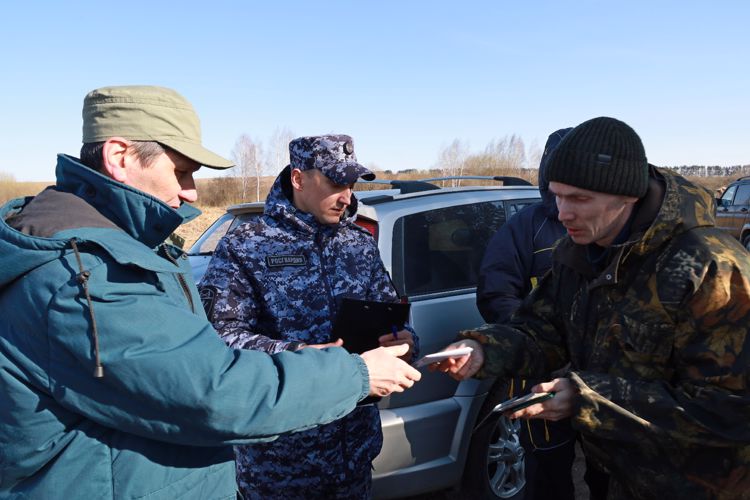 В Татарстане сотрудники Росгвардии и Госкомитета по биоресурсам проводят рейдовые мероприятия на территории охотничьих угодий