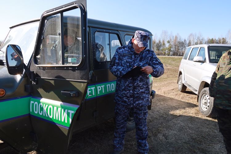 В Татарстане сотрудники Росгвардии и Госкомитета по биоресурсам проводят рейдовые мероприятия на территории охотничьих угодий