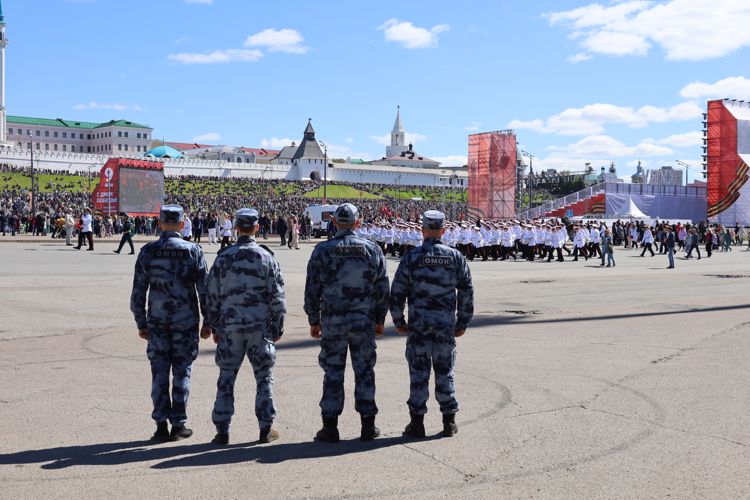 В Татарстане росгвардейцы приняли участие в обеспечении безопасности празднования Дня Великой Победы