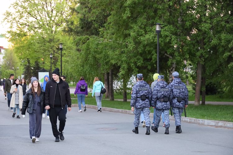 В Татарстане росгвардейцы приняли участие в обеспечении безопасности празднования Дня Великой Победы