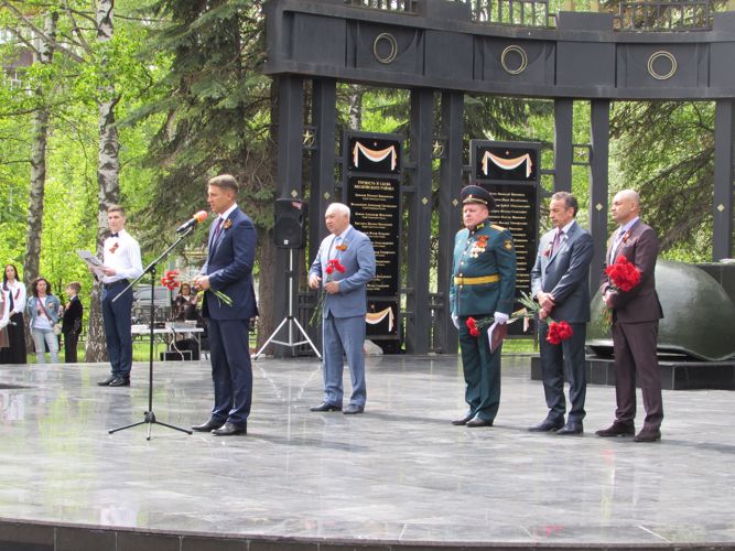 Военнослужащие казанского батальона по охране ВГО приняли участие в мероприятиях, посвященных 78 годовщине победы в ВОВ