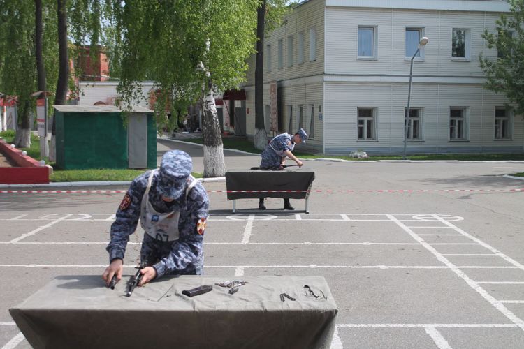 В казанском полку Росгвардии прошел спортивный праздник