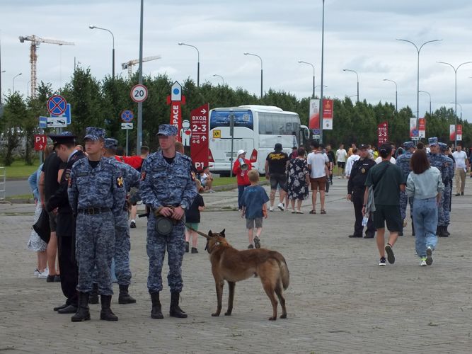 Росгвардия приняла участие в охране общественного порядка матча Суперкубка России по футболу в Казани