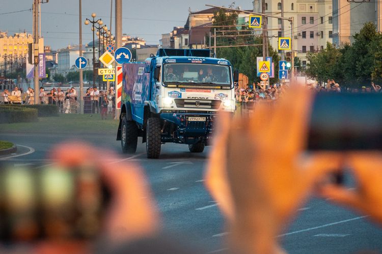 В Казани Росгвардия приняла участие в обеспечении безопасности старта Международного ралли «Шелковый путь»