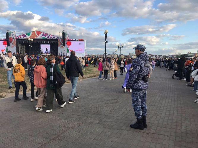 В Татарстане росгвардейцы выполнили задачи по обеспечению безопасности участников празднования Дня Республики Татарстан