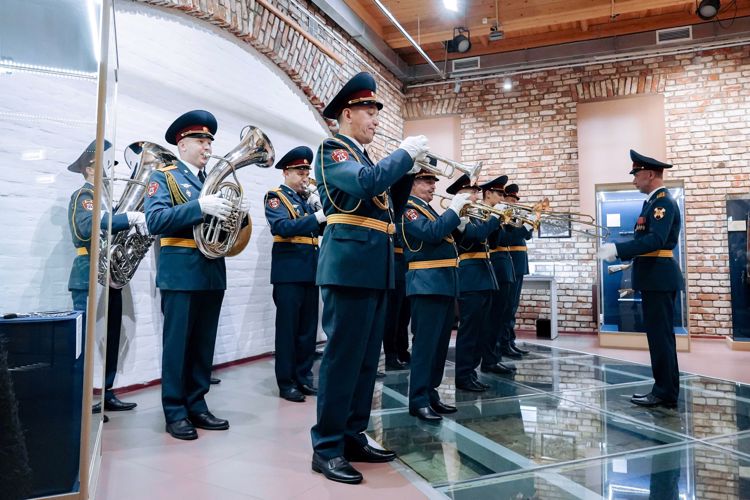 Военный оркестр Росгвардии выступил на открытии выставки в «Казанском Кремле»