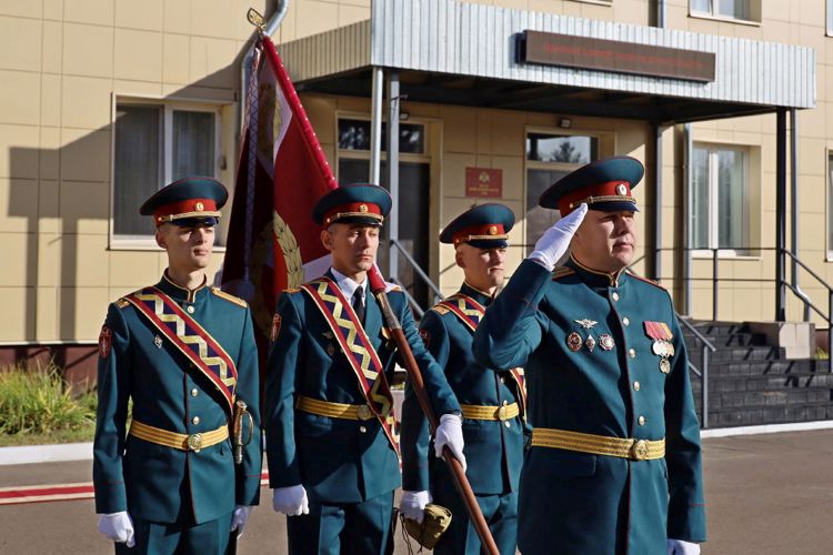 В Казани воинской части Росгвардии вручили Боевое знамя