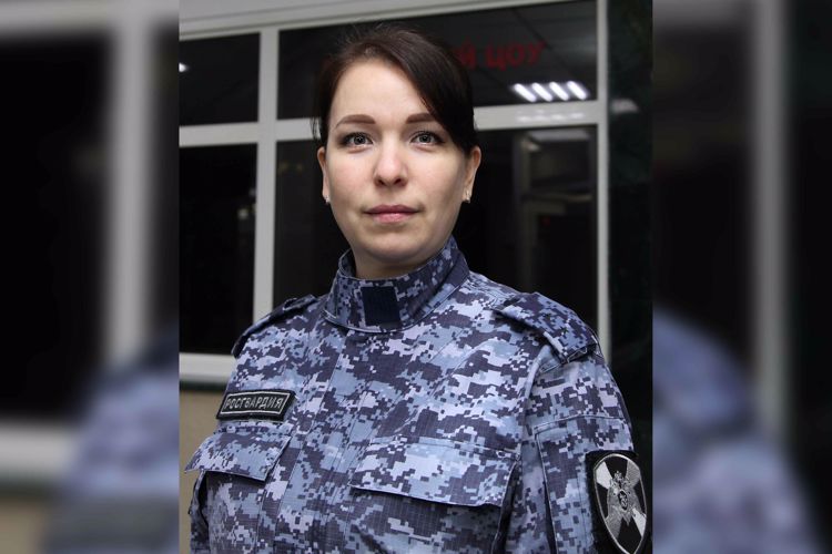 Женщины-мамы из вневедомственной охраны Управления Росгвардии по Республике Татарстан отмечают День матери
