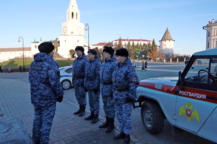 В Казани Росгвардия приняла участие в обеспечении безопасности крестного хода