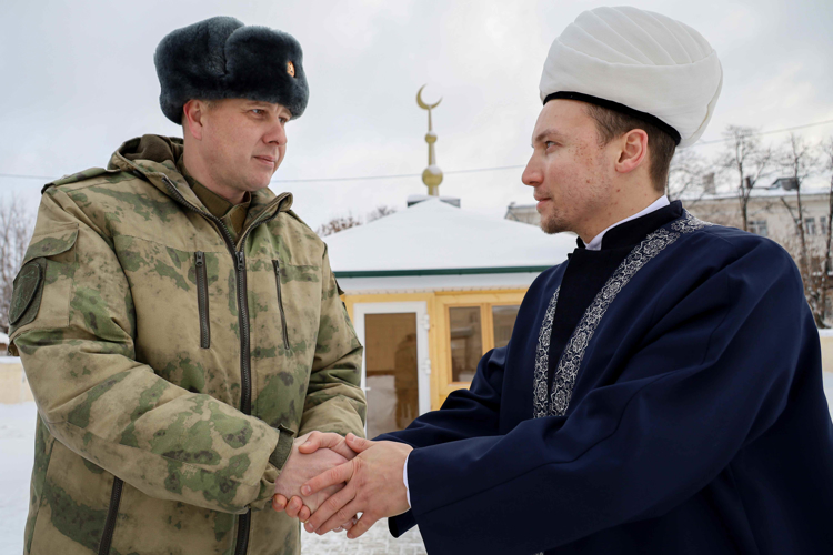 В казанском батальоне Росгвардии по охране важных государственных объектов торжественно открыли мечеть