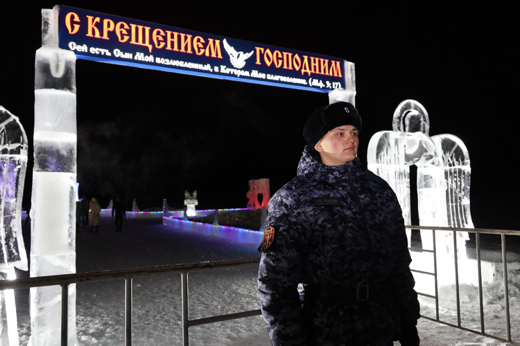 В Татарстане Росгвардия приняла участие в обеспечении безопасности граждан во время празднования Крещения Господня