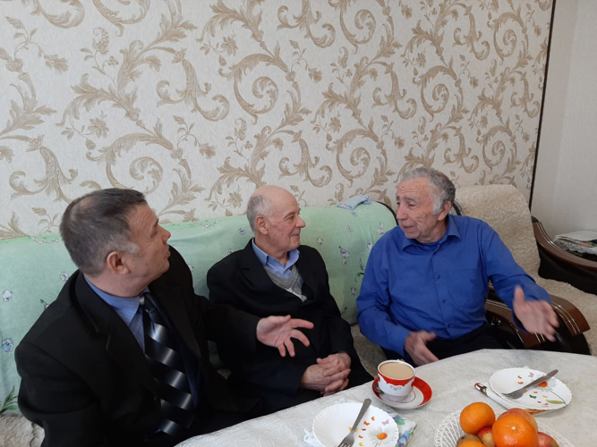 Росгвардейцы поздравили с 70-летием ветерана ветерана вневедомственной охраны полковника милиции в отставке Шамиля Фаттахова