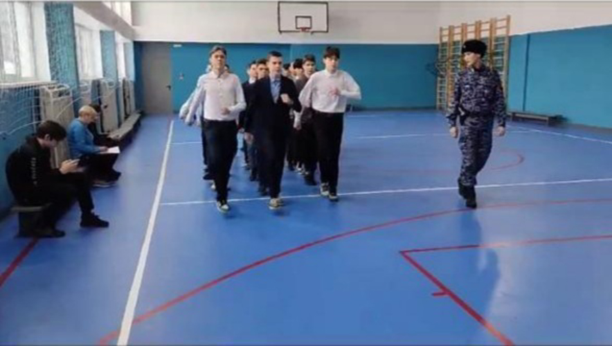 В Нижнекамске сотрудники вневедомственной охраны Росгвардии организовали памятные мероприятия, посвященные 81-летию Победы в  Сталинградской битве 