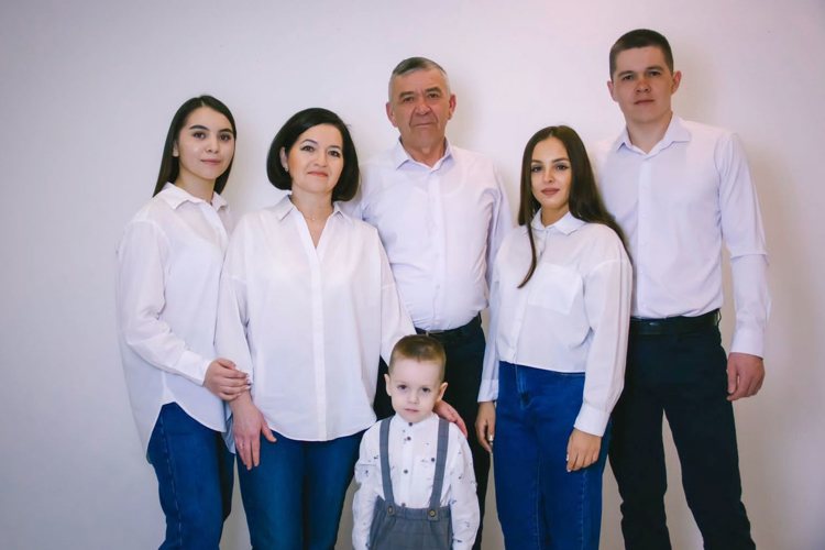 В Татарстане женщины из вневедомственной охраны Росгвардии рассказали о семейных традициях празднования Международного женского дня 