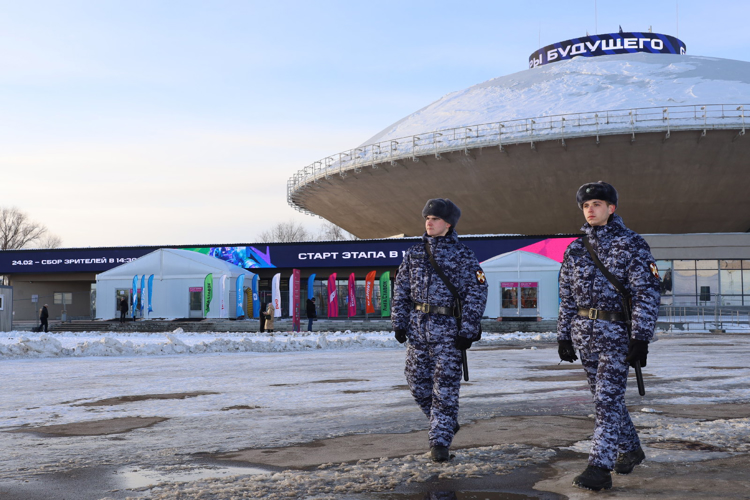 Росгвардия продолжает выполнять задачи по обеспечению безопасности «Игр будущего» в Казани