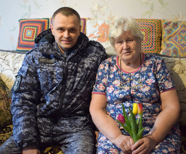 В Набережных Челнах состоялись встречи с родственниками погибших сотрудников вневедомственной охраны 