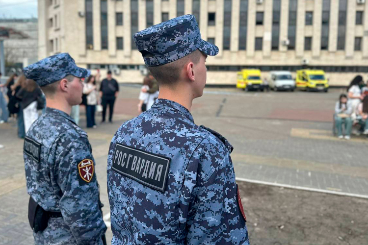 Росгвардия в Казани обеспечила безопасность посетителей агитационного поезда «Сила в правде» 
