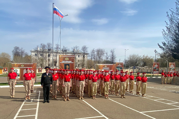 Военнослужащие казанского батальона Росгвардии по охране важных государственных объектов приняли участие в мероприятиях, приуроченных ко Дню Победы