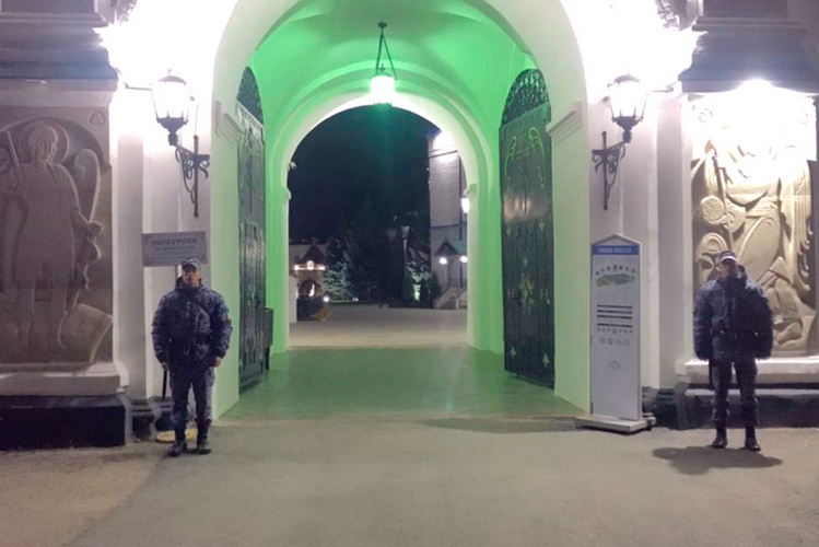 В Татарстане росгвардейцы выполнили задачи по обеспечению безопасности во время празднования православной Пасхи