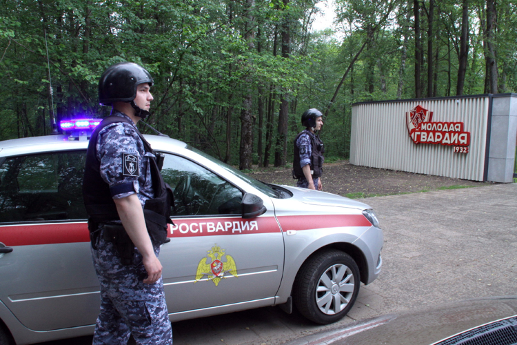 В Татарстане росгвардейцы проверяют, как обеспечена безопасность детей в детских оздоровительных лагерях 