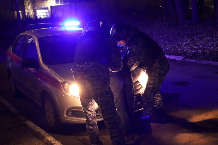 В Татарстане сотрудники и работники подразделений вневедомственной охраны Росгвардии отмечают профессиональный праздник