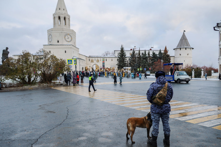 В Казани Росгвардия приняла участие в обеспечении безопасности крестного хода