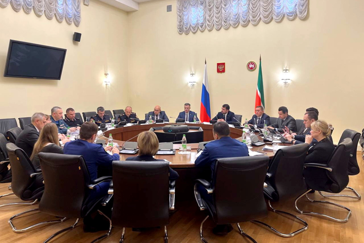 Врио начальника УВО ВНГ России по Республике Татарстан принял участие в заседании антитеррористической комиссии в РТ