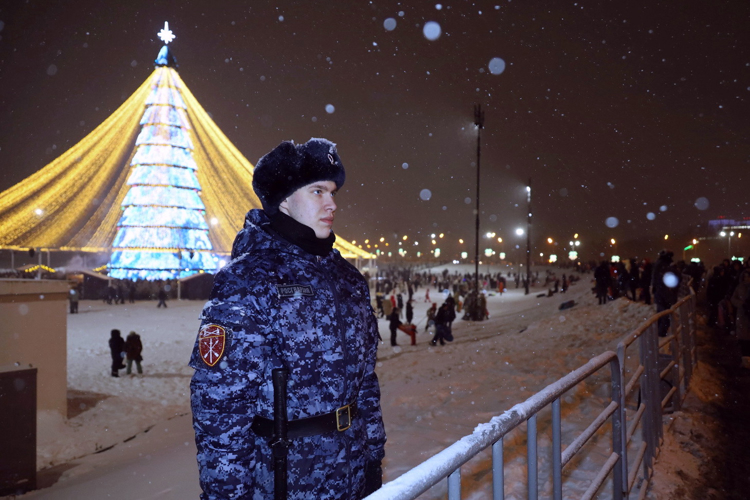 В Татарстане Росгвардия выполнила задачи по охране общественного порядка в новогоднюю ночь