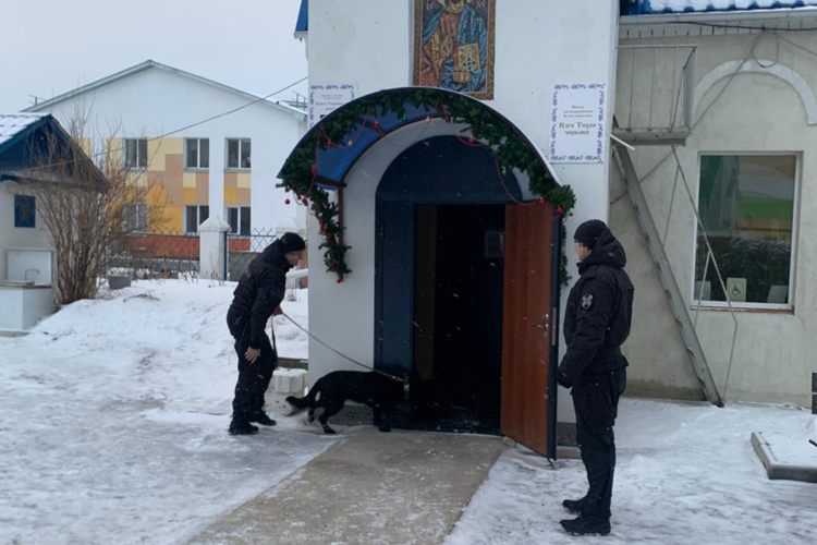 Росгвардия приняла участие в обеспечении правопорядка во время празднования Рождества Христова в Татарстане 