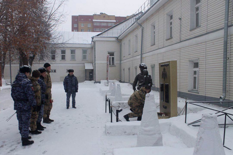 В казанском полку Росгвардии почтили память погибших на СВО однополчанах