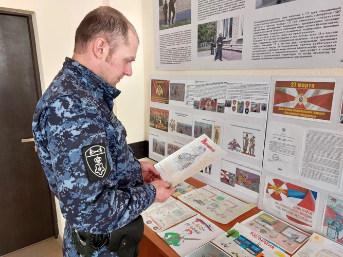 В г. Нижнекамске сотрудники вневедомственной охраны проводят встречи со школьниками и рассказывают им о работе в Росгвардии