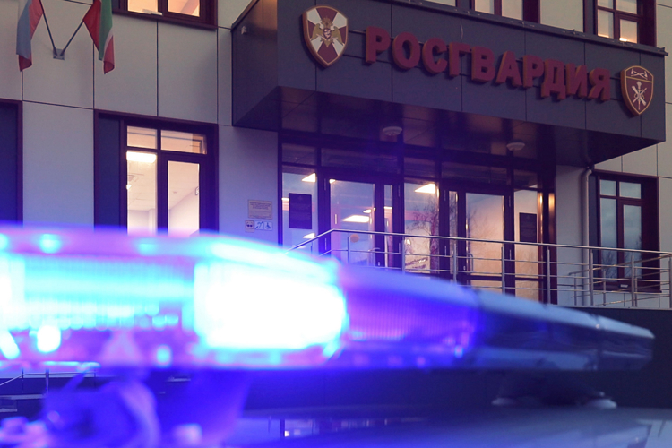 Сотрудники Росгвардии в Казани задержали подозреваемого в краже товара из гипермаркета 