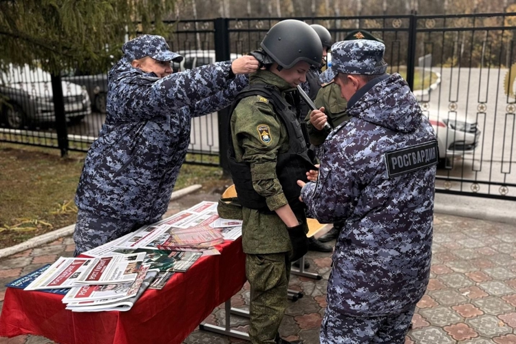 Тетюшским кадетам рассказали о службе во вневедомственной охране Росгвардии