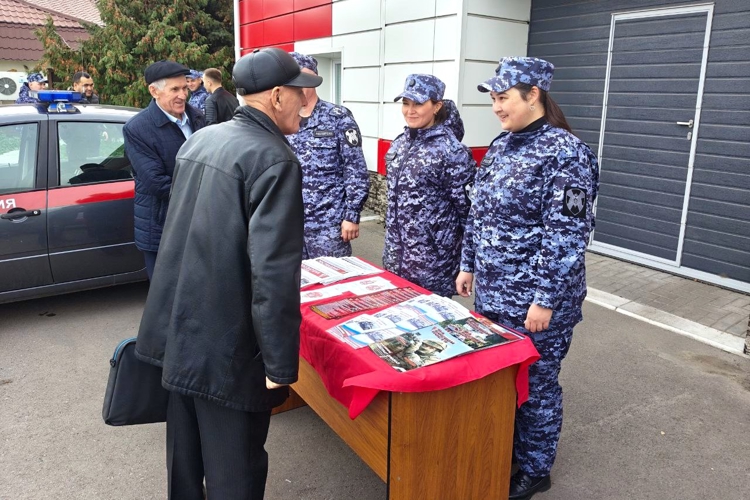 В Богатых Сабах прошла агитационная акция Росгвардии
