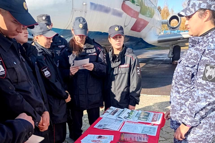 Жителям Лаишевского района о рассказали преимуществах службы в Росгвардии