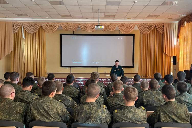 Представители Военной ордена Жукова академии Росгвардии рассказали казанским школьникам об обучении в ведомственном вузе