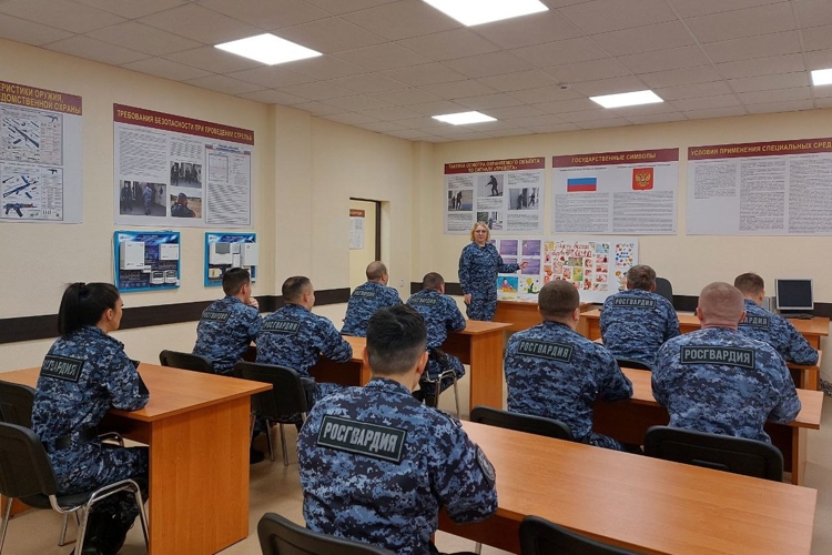 В ОВО по Нижнекамскому району Татарстана Росгвардии прошел праздник посвящённый Дню матери 