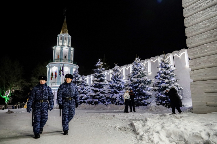 Росгвардия приняла участие в обеспечении правопорядка во время празднования Рождества Христова в Татарстане