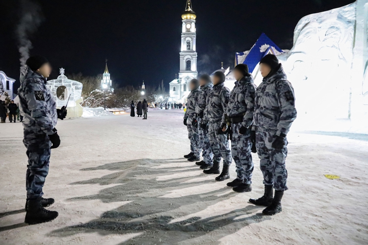 Росгвардия приняла участие в обеспечении правопорядка во время празднования Рождества Христова в Татарстане