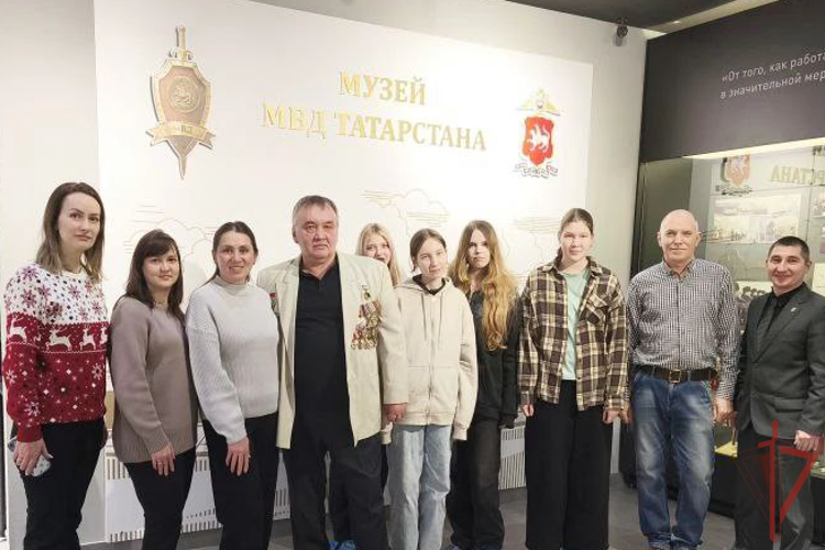 В Казани воин-интернационалист и ветеран Росгвардии рассказал учащимся колледжа о своей службе в Афганистане