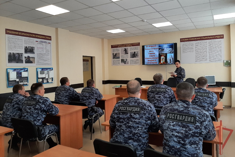 В Татарстане росгвардейцы провели мероприятия в память о трагедии на Чернобыльской АЭС