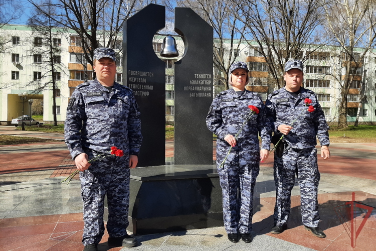 В Татарстане росгвардейцы провели мероприятия в память о трагедии на Чернобыльской АЭС
